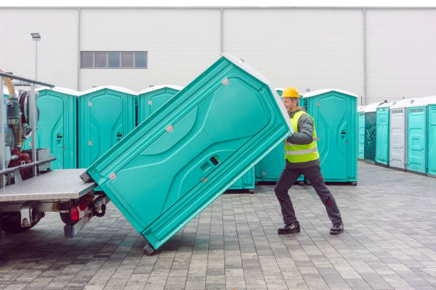 Types of Portable Toilets We Offer in Henrietta, TX