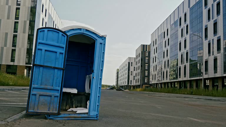 Best Standard Portable Toilet Rental  in Henrietta, TX
